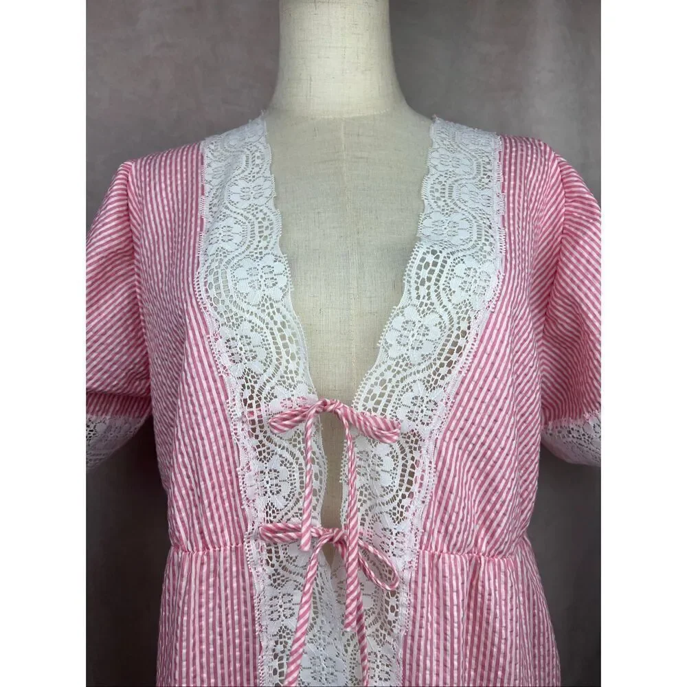 Vintage 1970s Pink Pinstripe Seersucker Lingerie Robe Peignoir
